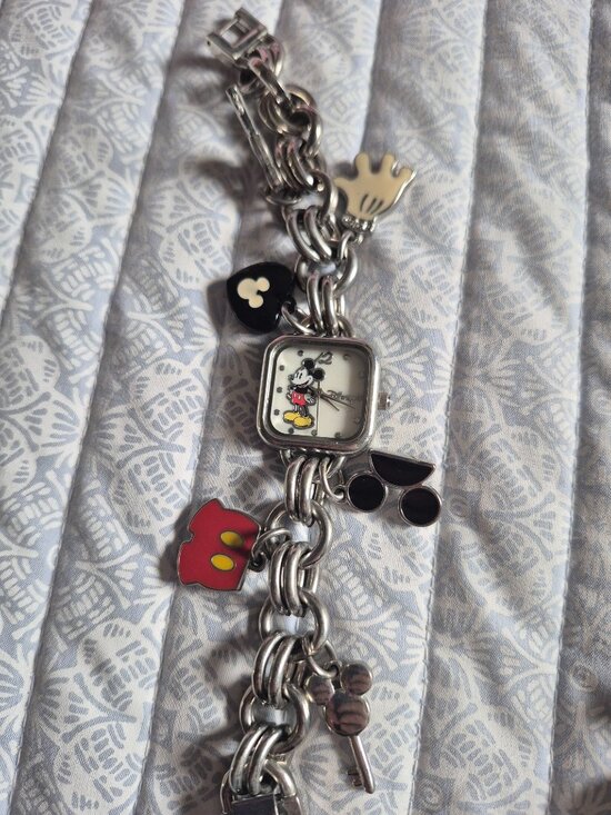 Mickey and Minnie Mouse charm bracelet watch main image 4